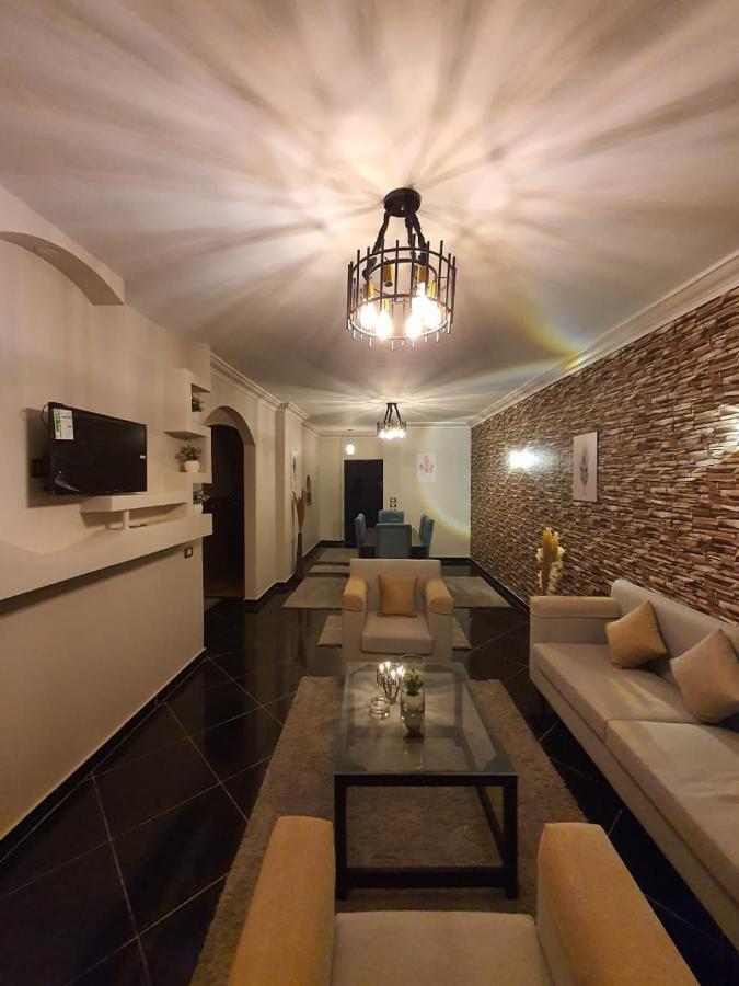 Youvala Serviced Apartment Giza Bagian luar foto