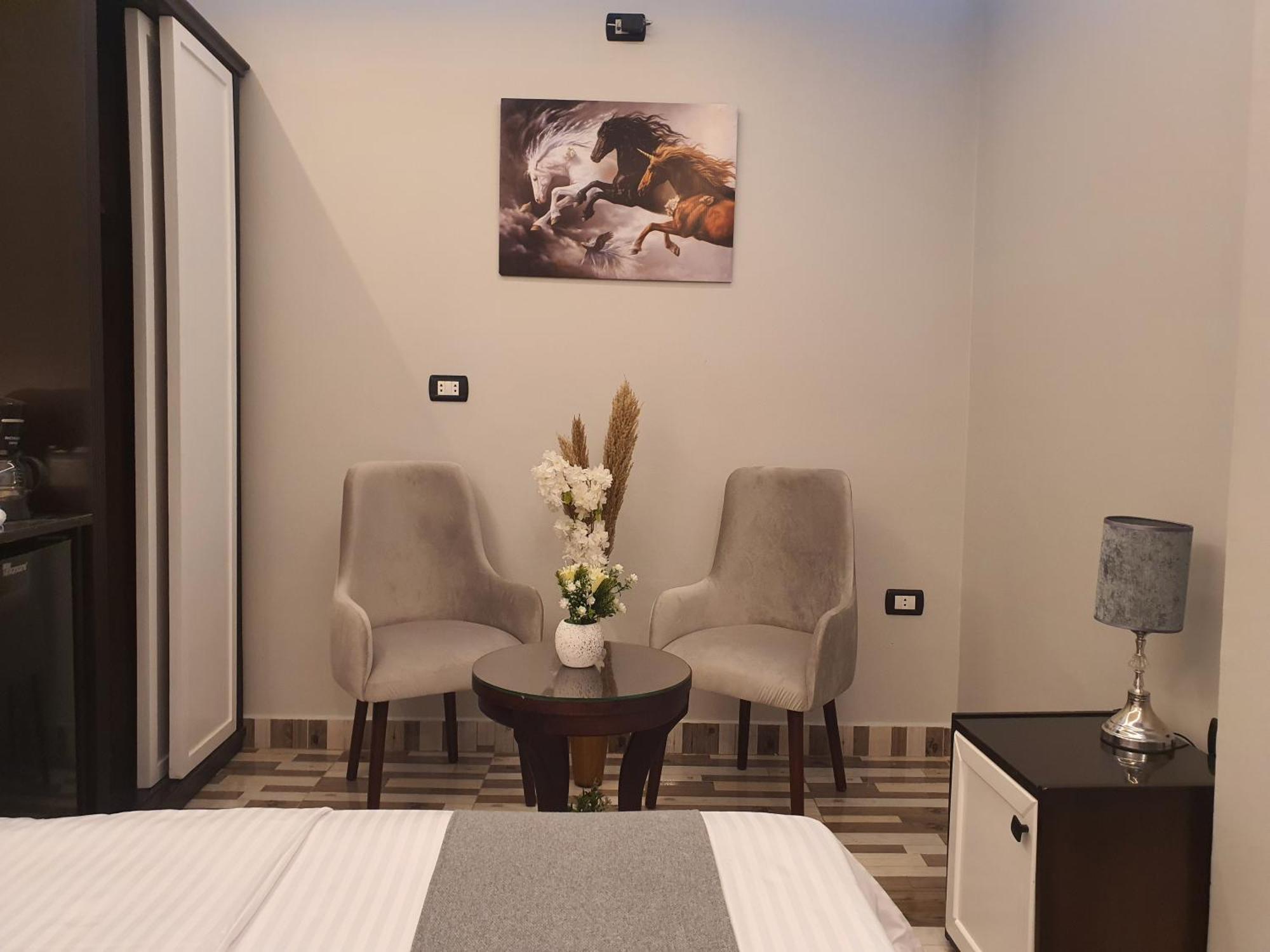 Youvala Serviced Apartment Giza Bagian luar foto